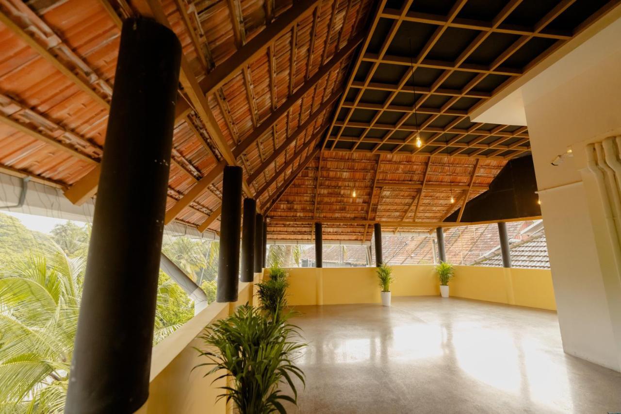 Seacoast Inn Fortkochi Fort Kochi Экстерьер фото