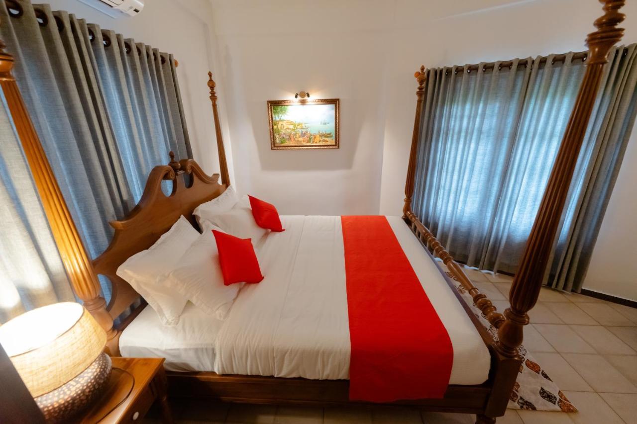 Seacoast Inn Fortkochi Fort Kochi Экстерьер фото